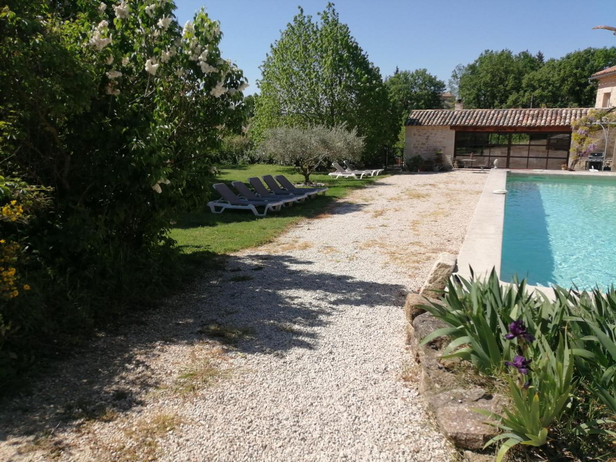 Chambres D'Hotes Le Vignoble キュキュロン エクステリア 写真